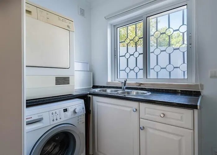 ヴィラ Viola By Gabi Miguel